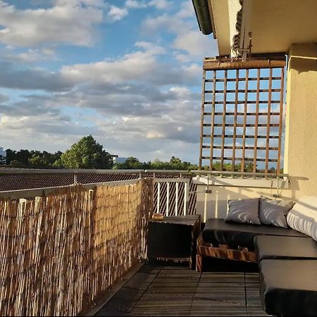 Budget Suite Mit Balkon - Privatzimmer In Wohnung - Netflix & Minibar Inklusive Coblenza Esterno foto